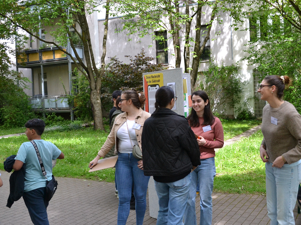Studierende bei der Erhebung